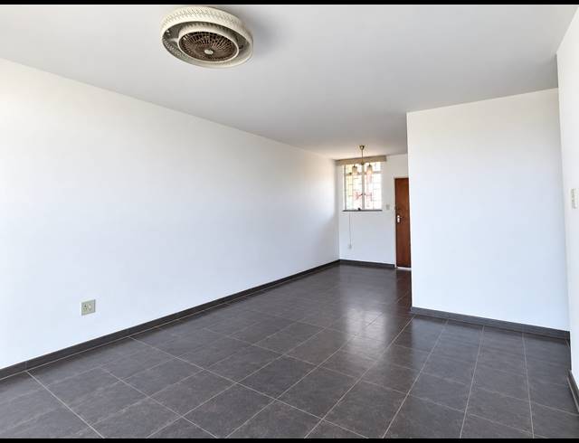1 BEDROOM FLAT FOR SALE IN VEREENIGING CENTRAL